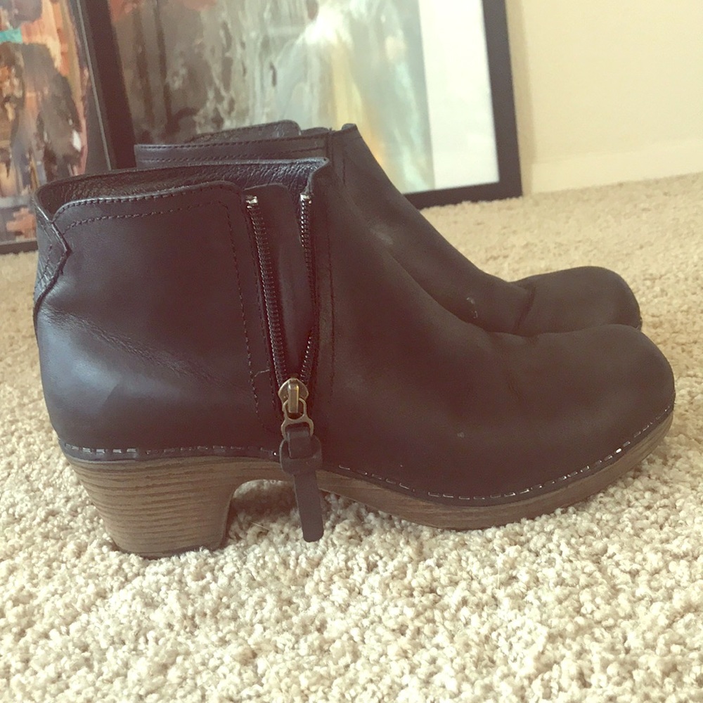 Black Leather Dansko Booties - Size 8